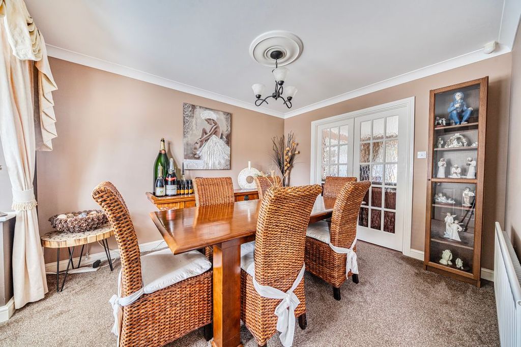 Additional image 4 of 4 bed detached house for saleWatermead, Swindon SN3