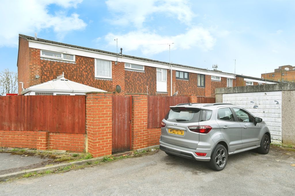 Additional image 13 of 3 bed end terrace house for saleEliot Close, Swindon SN3