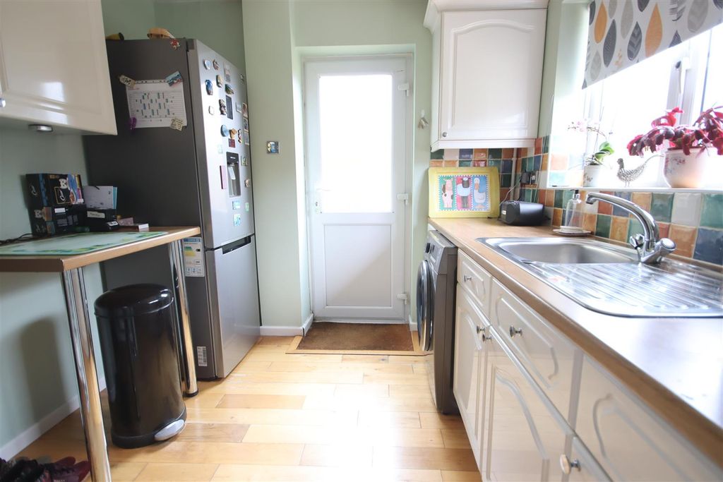 Additional image 7 of 4 bed detached house for saleCruse Close, Chippenham SN14
