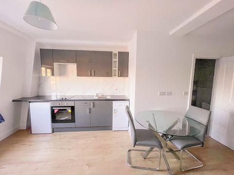 Holloway Road, London N7, Studio to rent