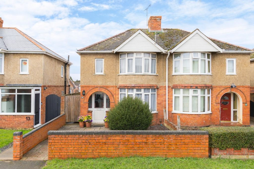 Additional image 21 of 3 bed semi-detached house for saleChurch Walk North, Swindon, Wiltshire SN25
