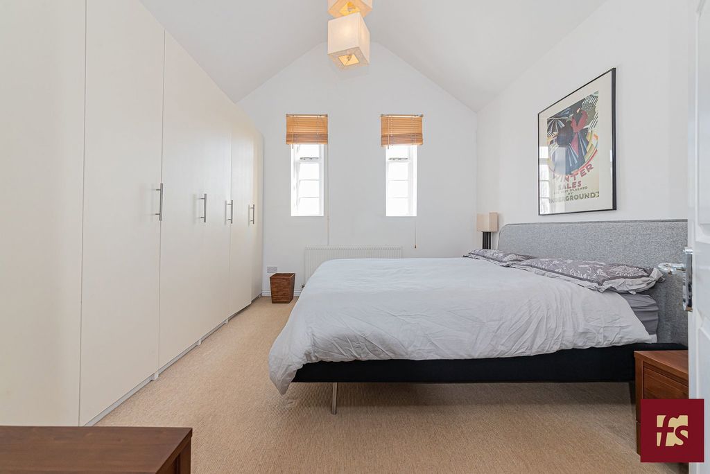 Additional image 17 of 2 bed semi-detached house for saleHope Cottages, Bracknell Road, Warfield, Berkshire RG42