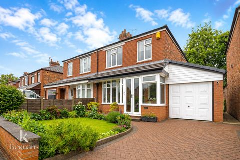 Venesta Avenue, Salford M6