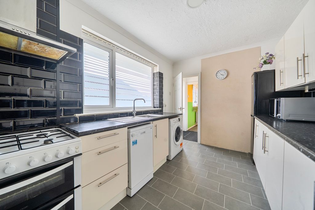 Additional image 4 of 3 bed semi-detached house for saleSurrey Road, Rodbourne Cheney, Swindon SN2