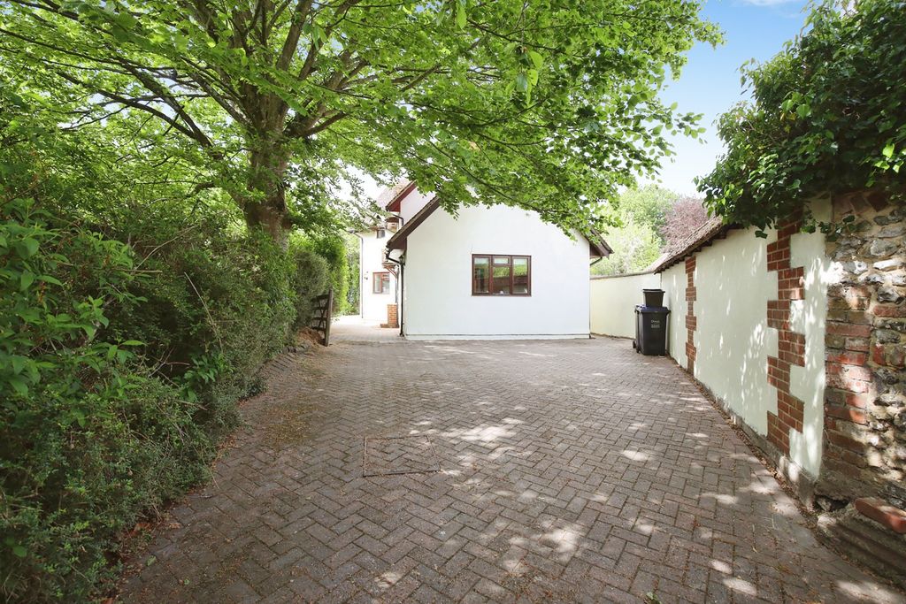 2 bed detached house for saleBeechfield, Salisbury SP4