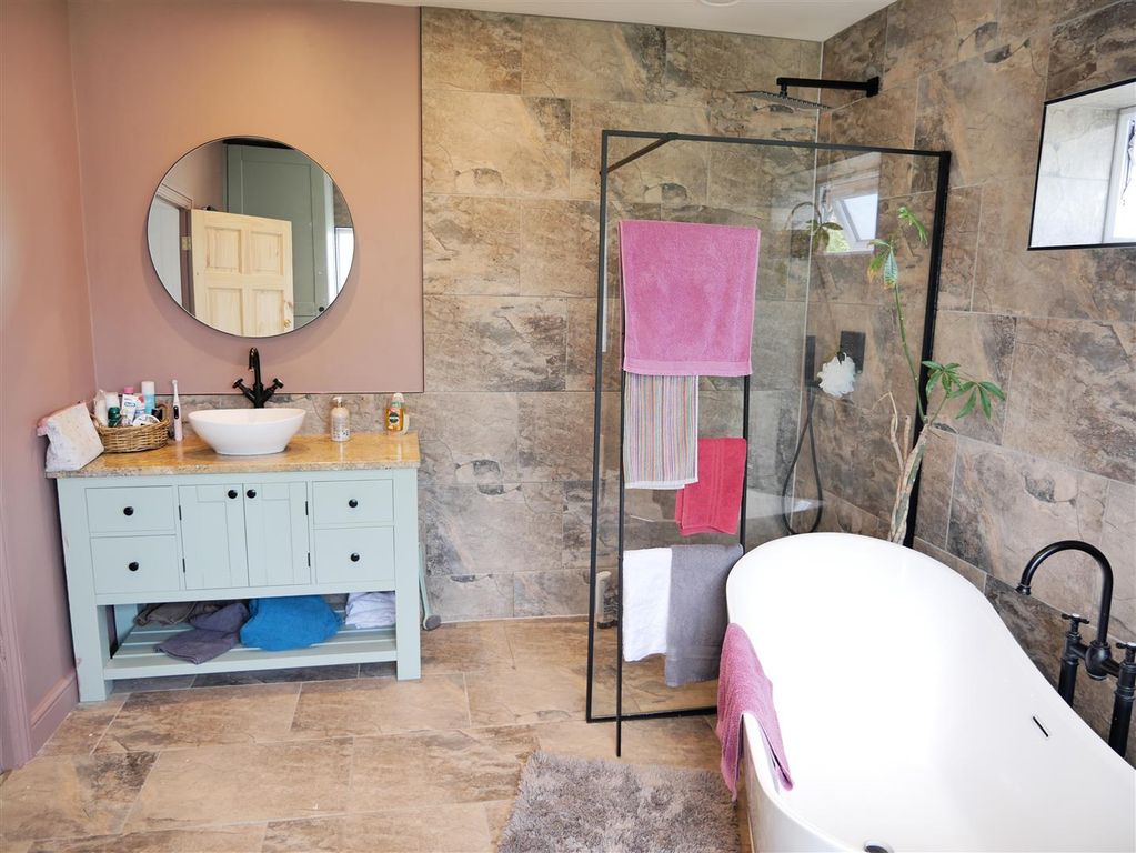 Additional image 15 of 4 bed semi-detached house for saleLowden, Chippenham SN14