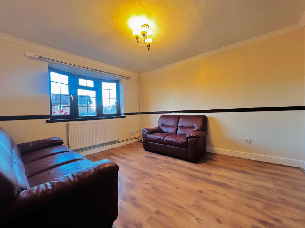 Additional image 3 of 3 bed terraced house for saleHumber Way, Sandhurst GU47