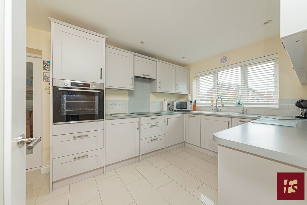 Additional image 3 of 3 bed link detached house for saleHorsham Road, Owlsmoor, Sandhurst GU47
