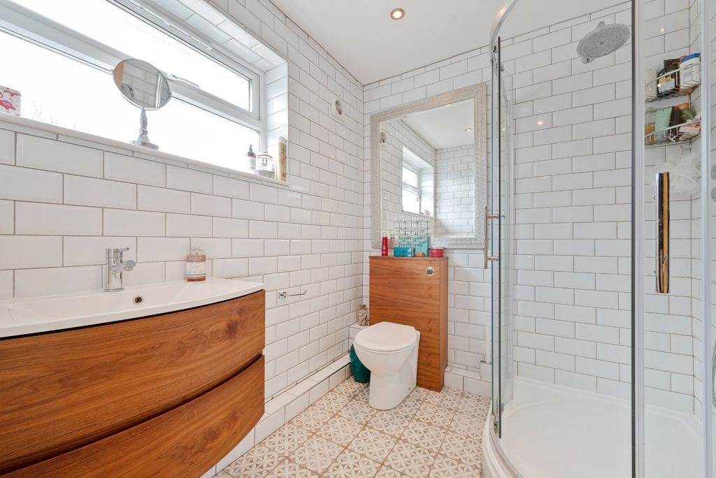 Additional image 9 of 4 bed detached house for saleThe Avenue, Ascot, Berkshire SL5