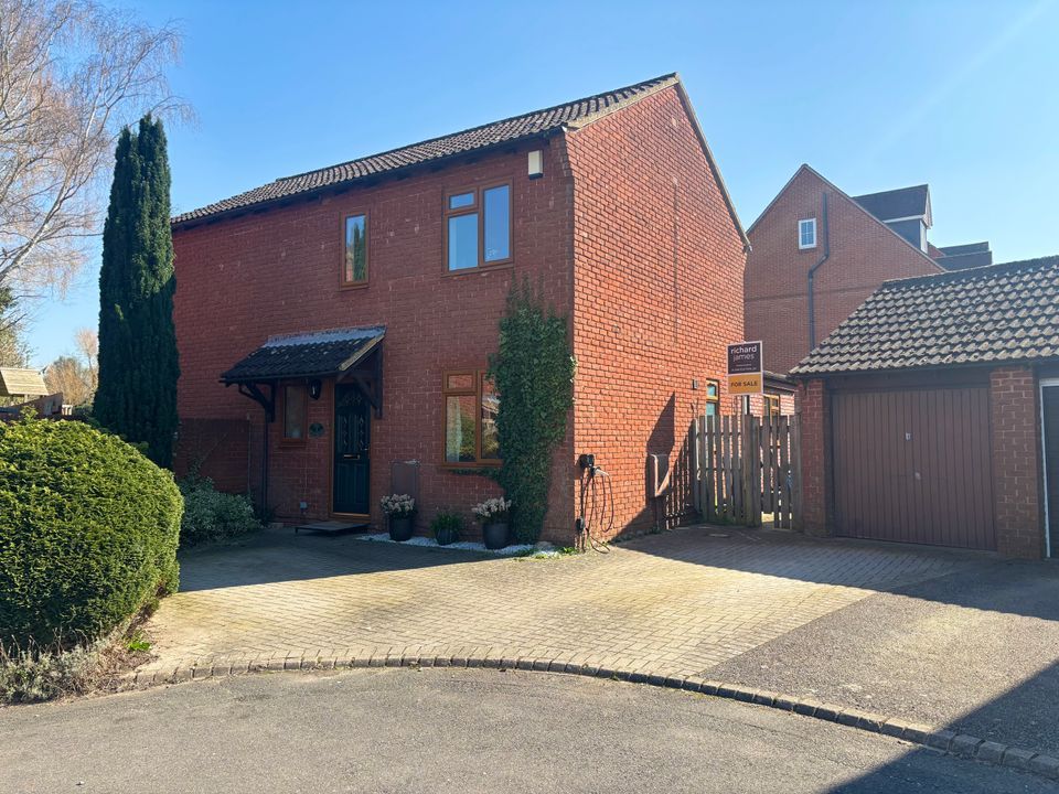 Additional image 2 of 4 bed detached house for saleThe Witheys, Wanborough, Swindon SN4