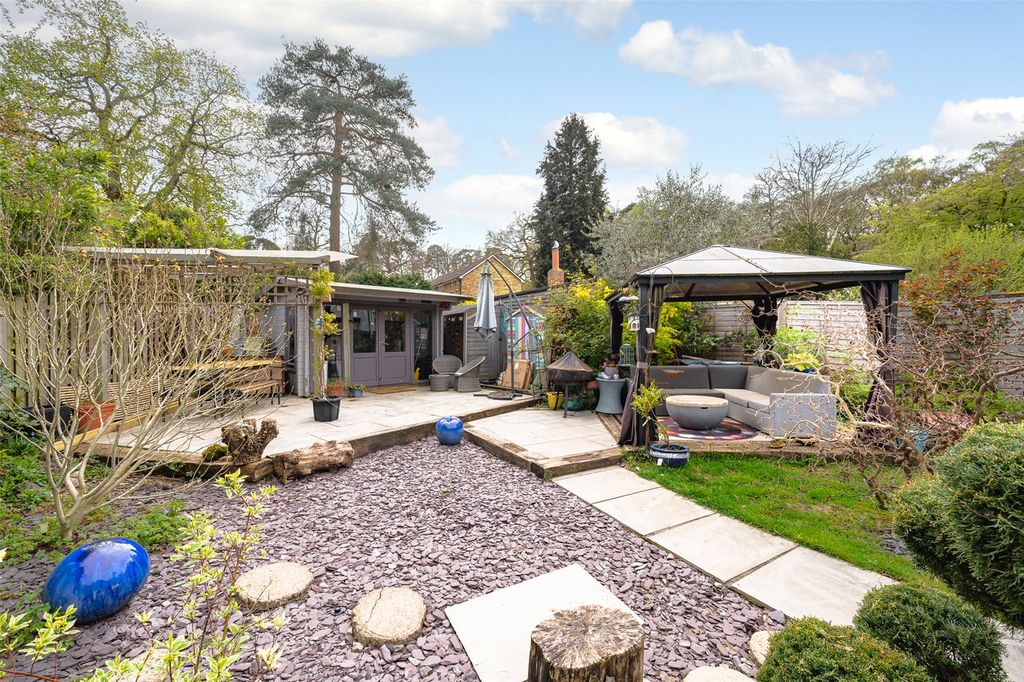 Additional image 17 of 4 bed detached house for saleBullbrook Drive, Bracknell, Berkshire RG12