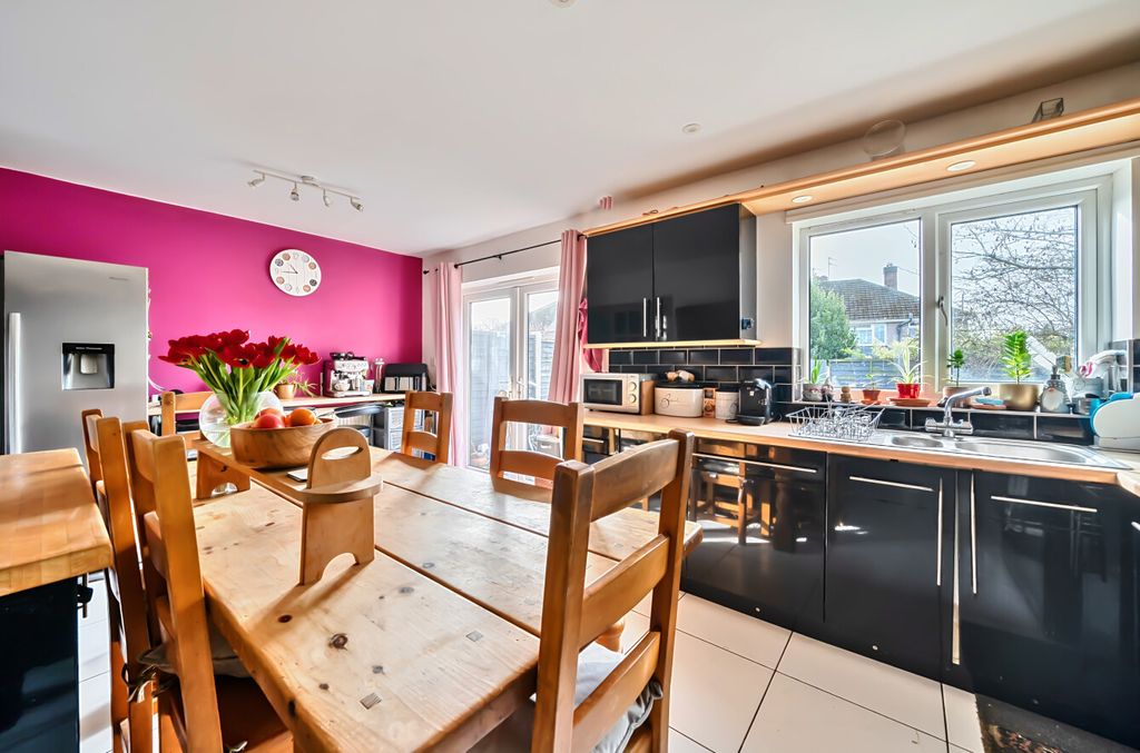 Additional image 7 of 4 bed semi-detached house for saleFairford Crescent, Swindon SN25