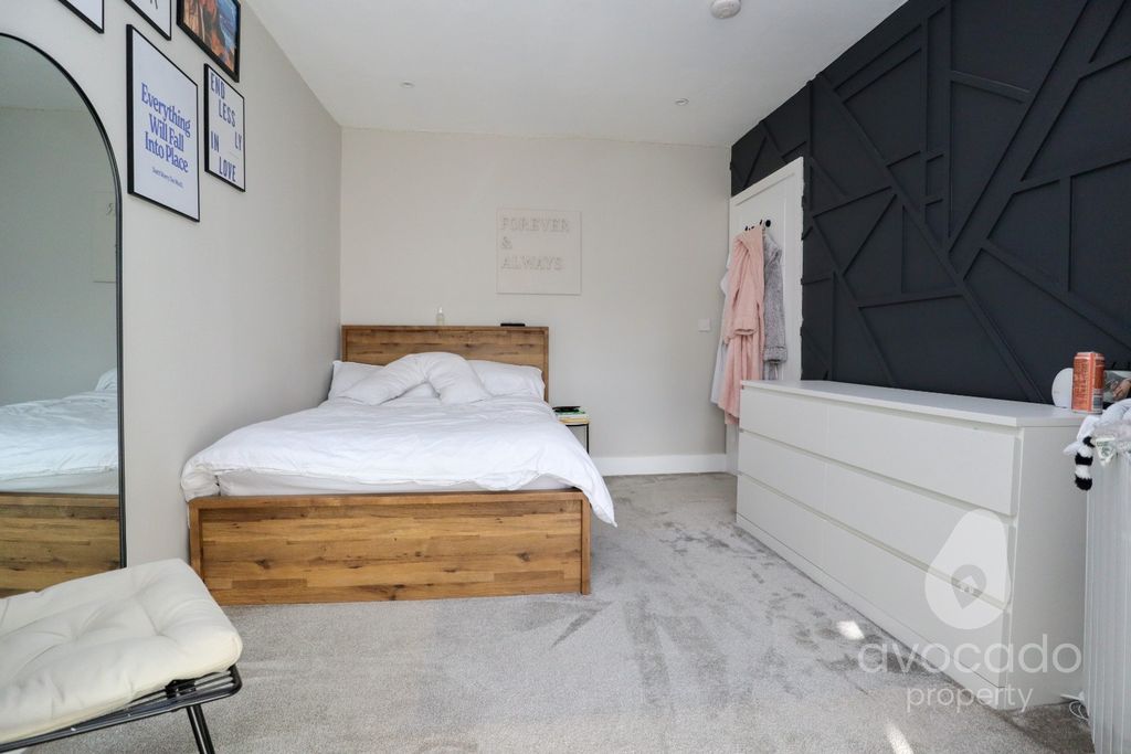 Additional image 7 of 2 bed flat for saleChurch View, 341 London Road, Camberley, Surrey GU15