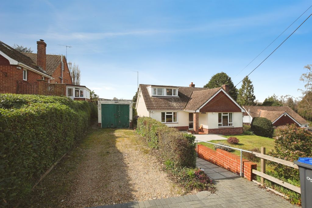 Additional image 33 of 4 bed detached bungalow for saleOakleigh Drive, Landford, Salisbury SP5