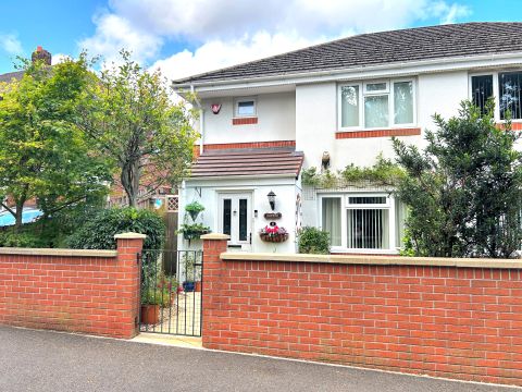 Plymbridge Road, Plympton, Plymouth, Devon PL7