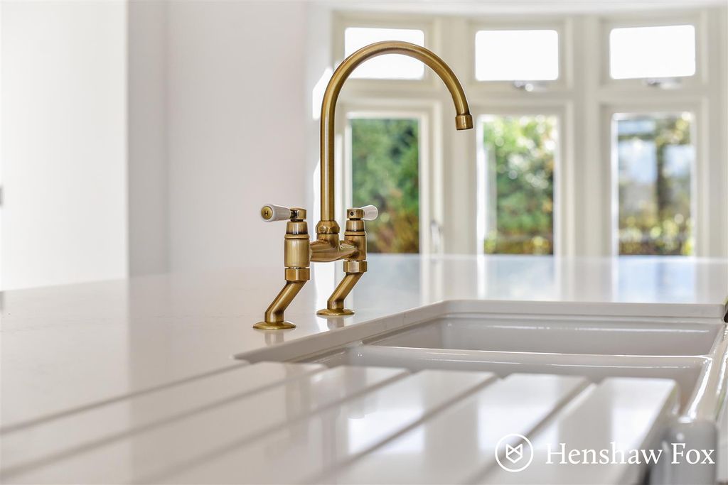 Additional image 7 of 4 bed detached house for saleThe Common, Woodgreen, Fordingbridge SP6