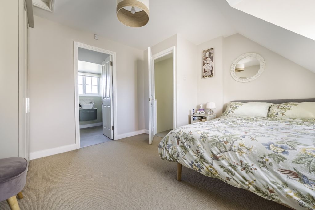 Additional image 13 of 3 bed semi-detached house for saleDewell Mews, Old Town, Swindon SN3