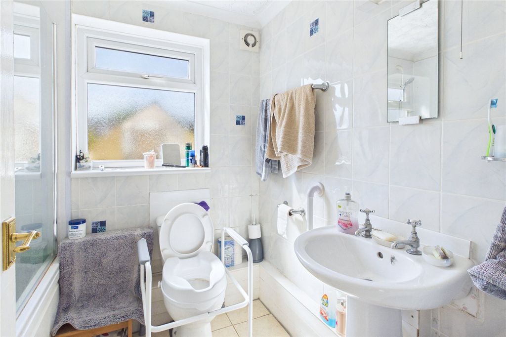 Additional image 15 of 2 bed terraced house for saleFerndale Road, Rodbourne Cheney, Wiltshire SN2