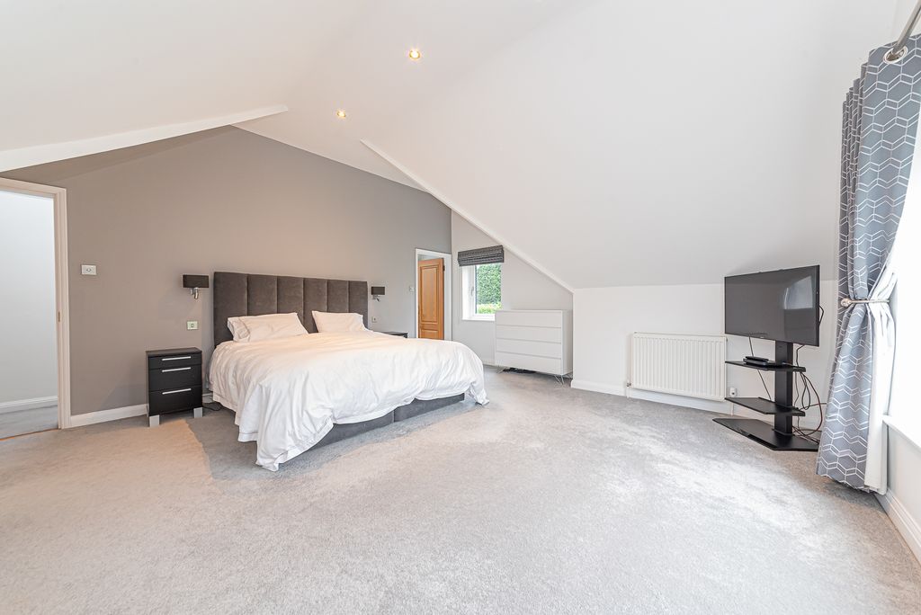 Additional image 11 of 5 bed detached house for saleWalton Drive, Ascot SL5