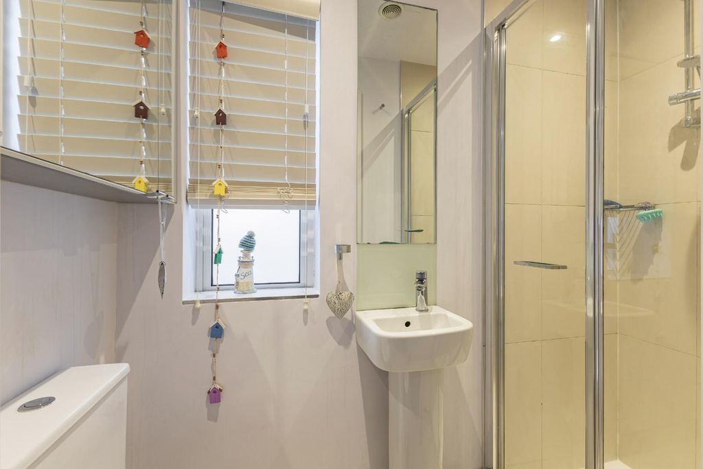 Additional image 19 of 6 bed property for saleCommon Road, Whiteparish, Salisbury SP5