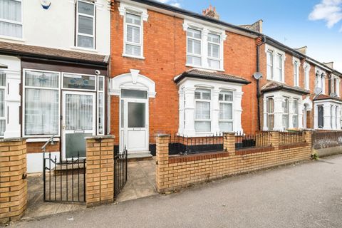 Shakespeare Crescent, Manor Park, London E12