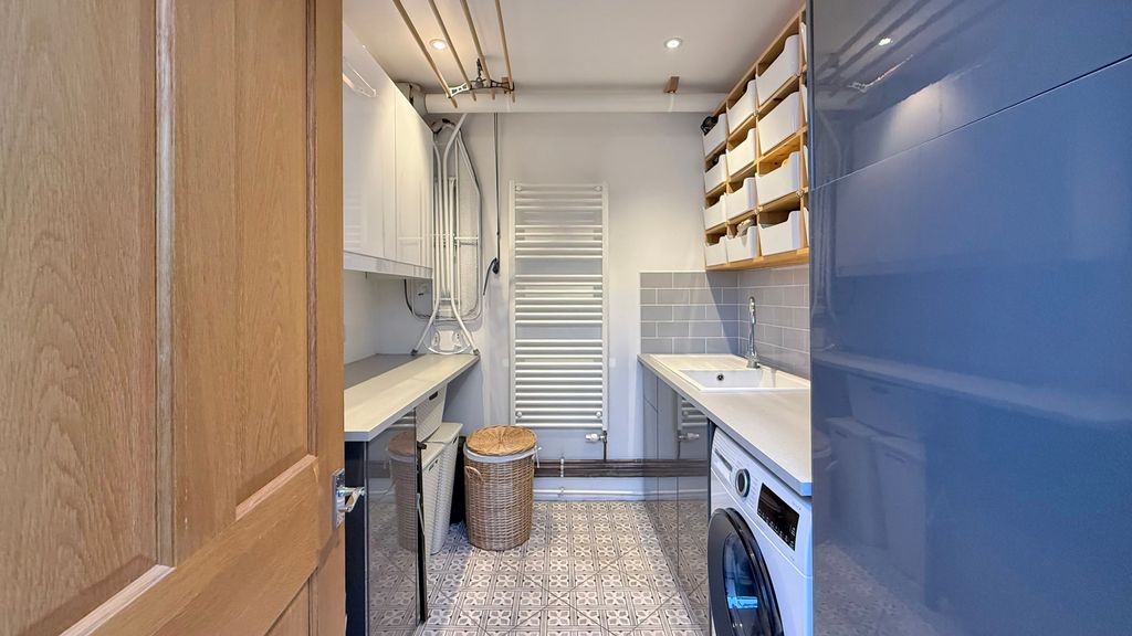 Additional image 8 of 4 bed semi-detached house for saleStation Road, Westbury BA13