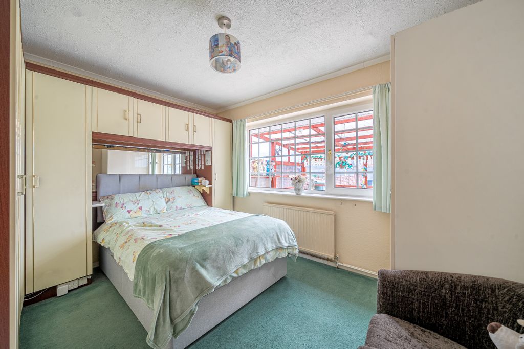 Additional image 7 of 3 bed semi-detached house for saleAvonmead, Haydon Wick, Swindon SN25