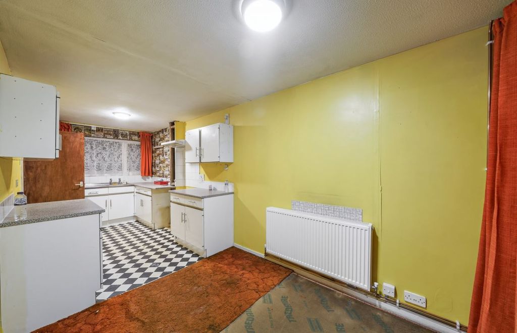 Additional image 9 of 3 bed terraced house for sale11 Lingwood, Bracknell, Berkshire RG12