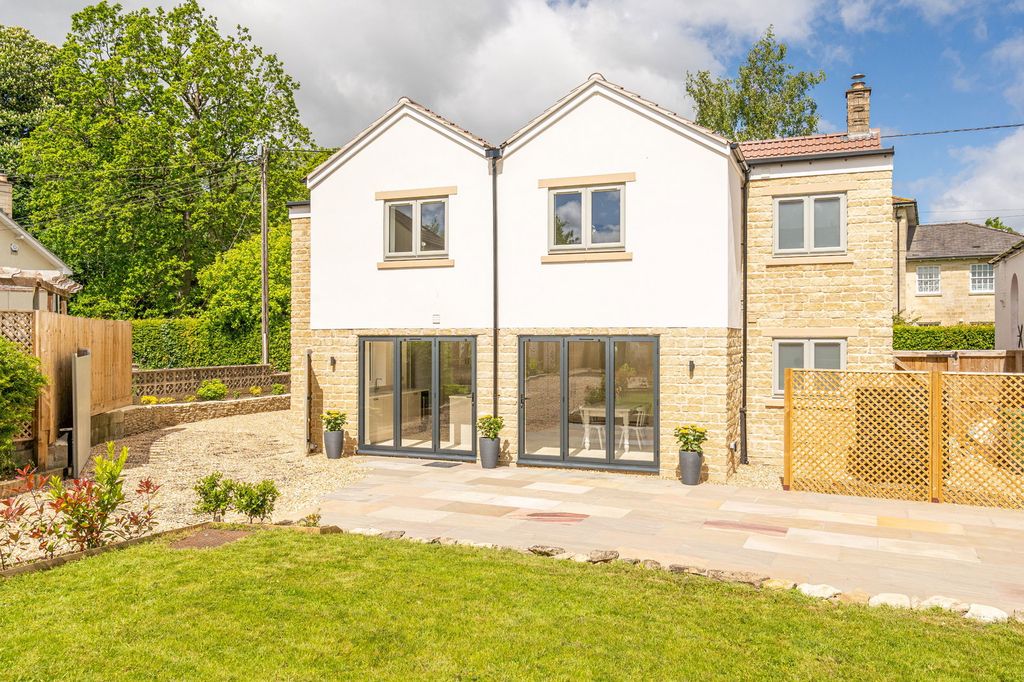 5 bed detached house for saleHenn Lane, Upper Seagry SN15