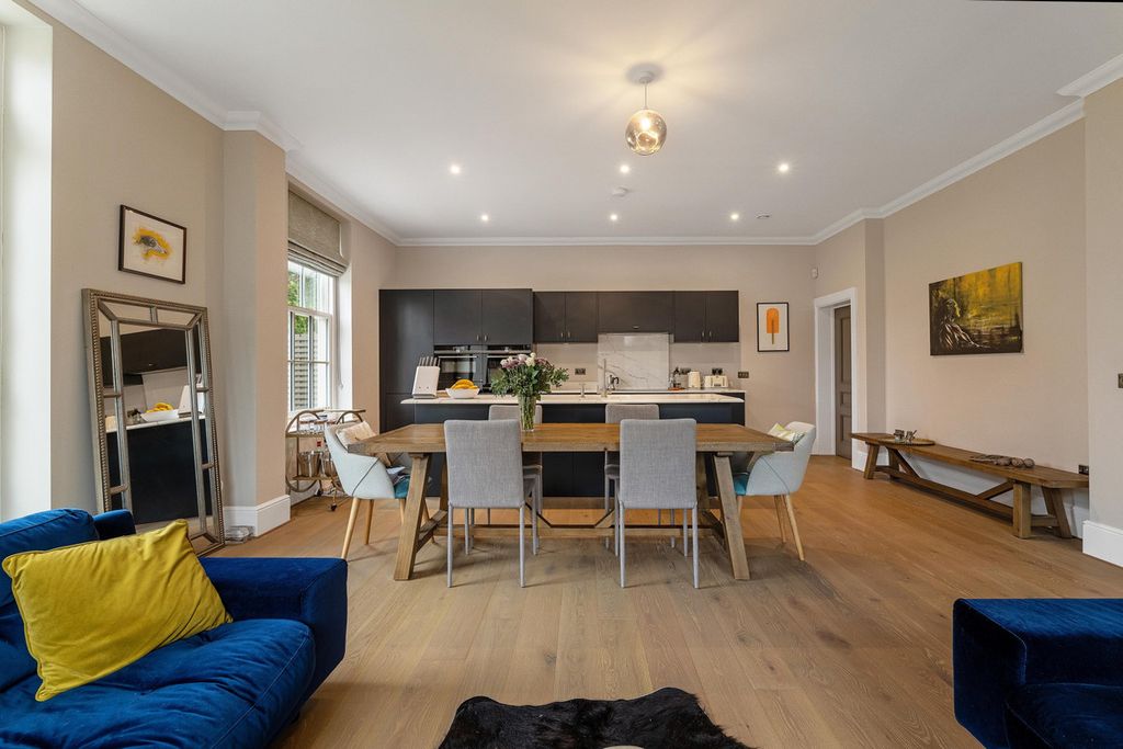 Additional image 3 of 2 bed flat for saleWinkfield Park Winkfield Row Bracknell, Berkshire RG42