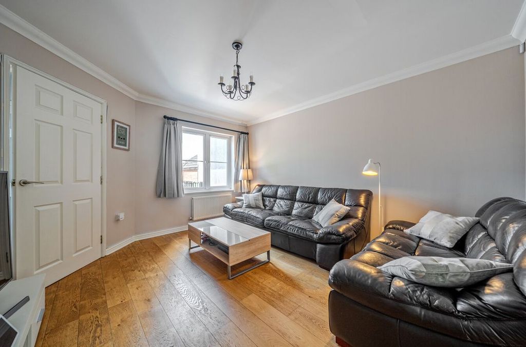 Additional image 3 of 3 bed terraced house for saleJohn Alder Close, Chiseldon, Swindon SN4