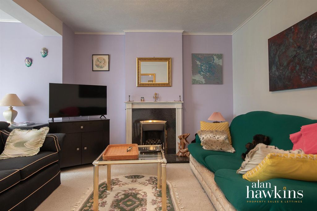 Additional image 7 of 2 bed semi-detached house for saleShakespeare Road, Royal Wootton Bassett SN4