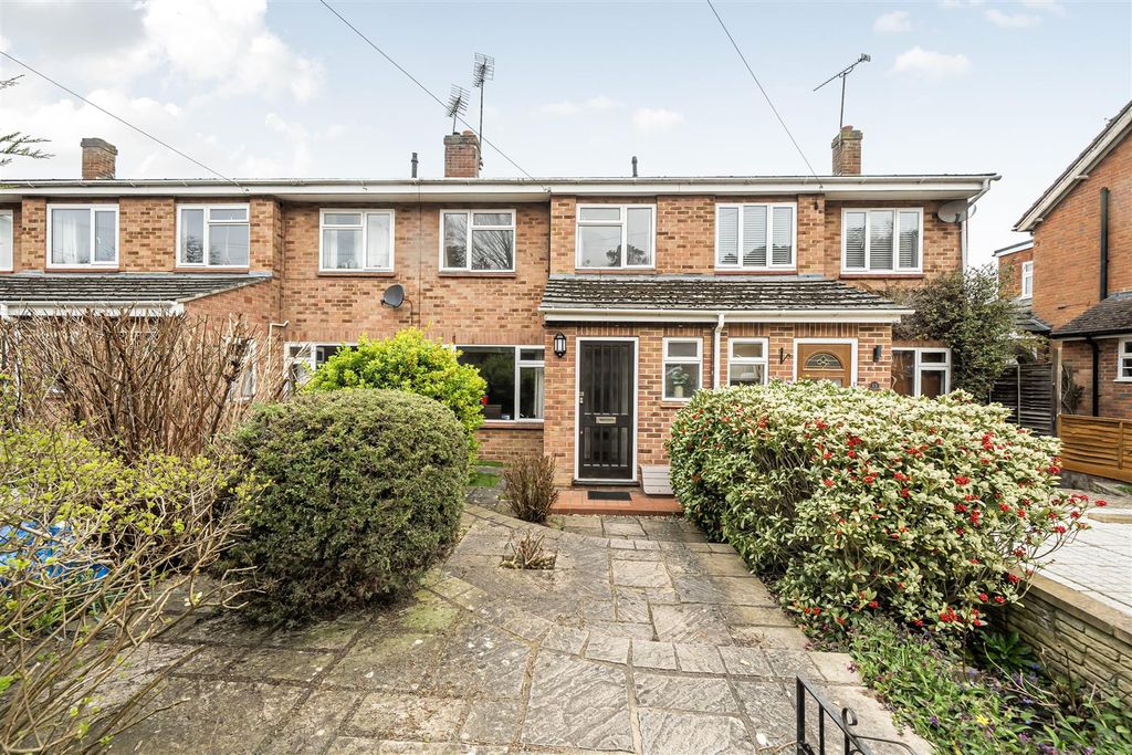 Additional image 16 of 3 bed terraced house for saleForest Road, Crowthorne, Berkshire RG45