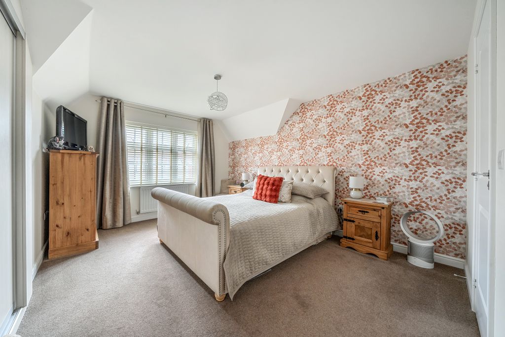 Additional image 10 of 4 bed detached house for saleLordswood, Swindon SN3