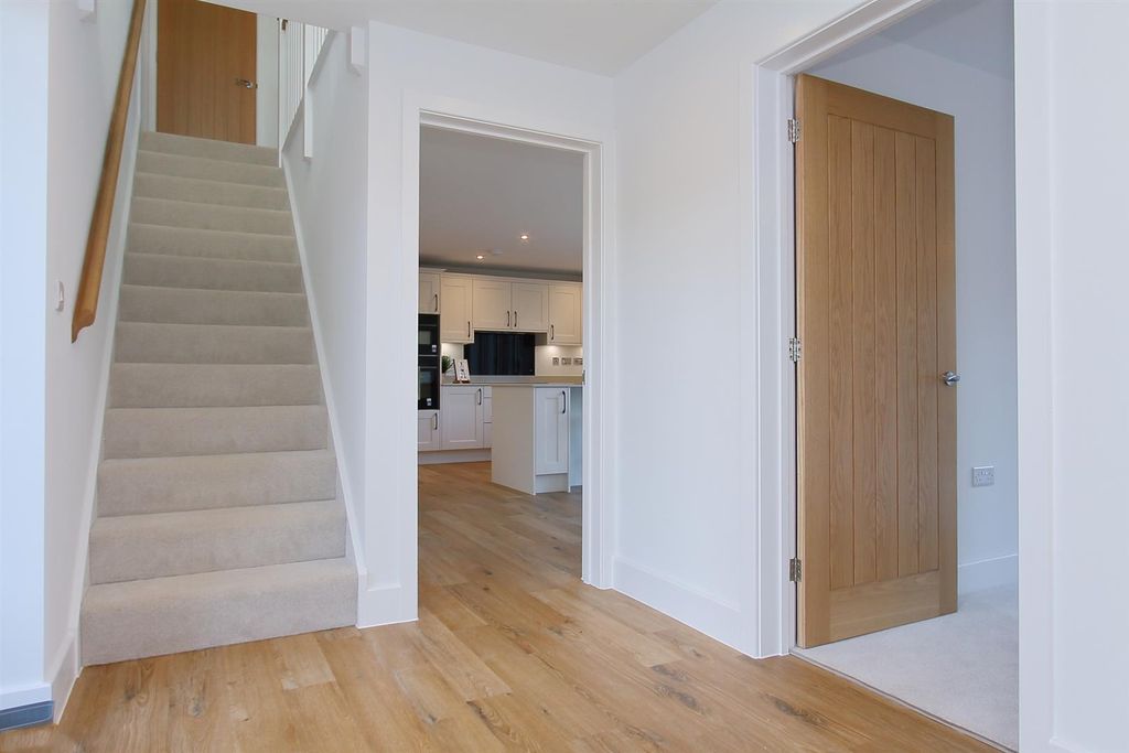 Additional image 8 of 4 bed detached house for saleWitt Road, Winterslow, Salisbury SP5