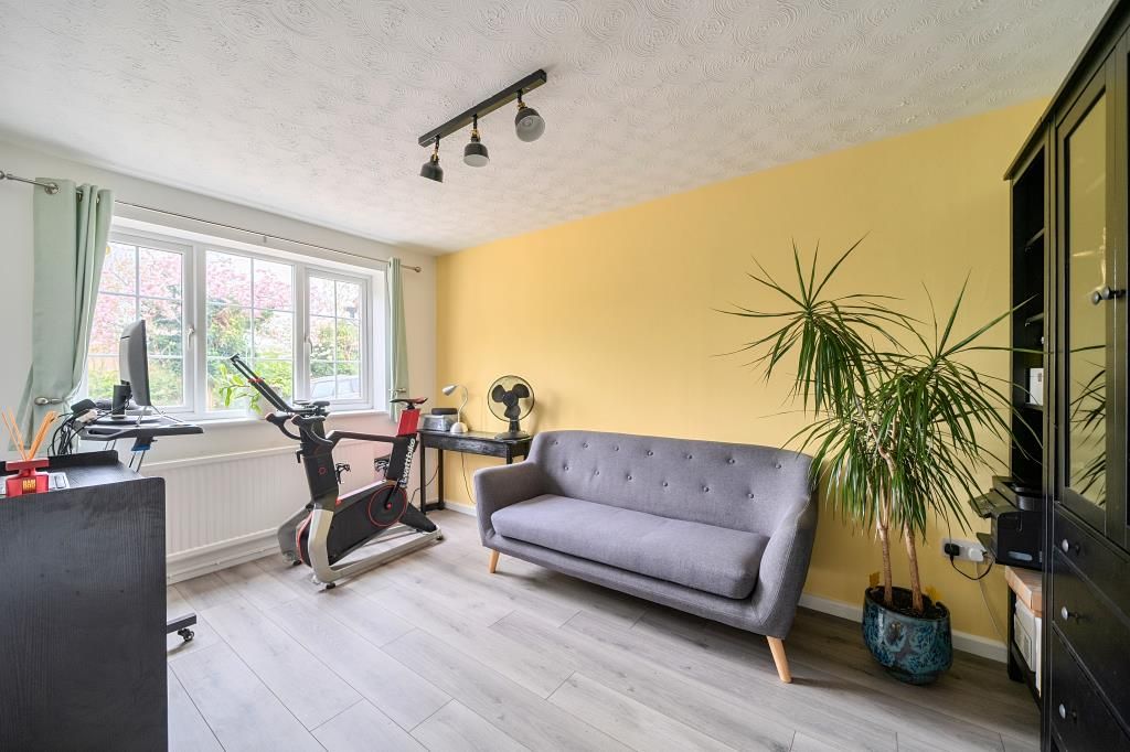 Additional image 4 of 6 bed detached house for saleFennel Close, Swindon SN2