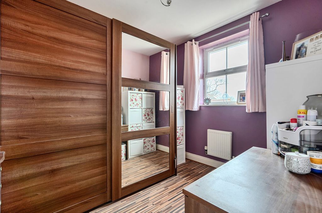 Additional image 11 of 4 bed terraced house for saleEstella Close, Haydon End, Swindon, Wiltshire SN25