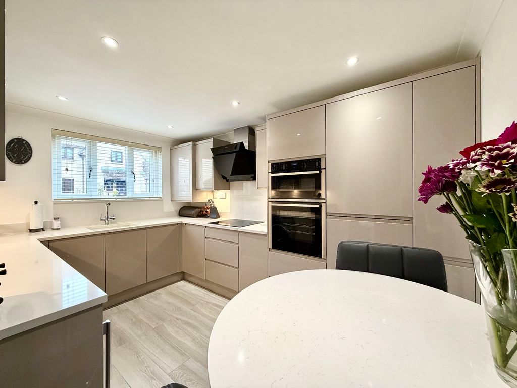 3 bed detached house for saleMagnolia Rise, Calne SN11