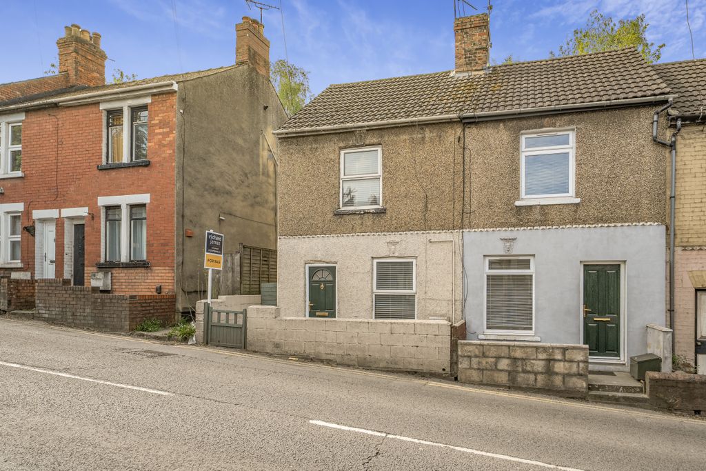 Additional image 12 of 2 bed terraced house for saleKingshill Road, Kingshill, Swindon SN1