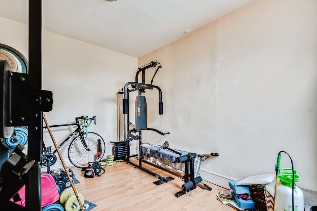 Additional image 10 of 3 bed terraced house for saleCricklade Road, Swindon, Wiltshire SN2