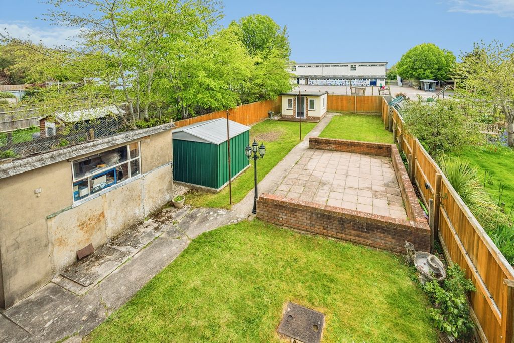 Additional image 21 of 4 bed semi-detached house for saleCollett Avenue, Swindon, Wiltshire SN2