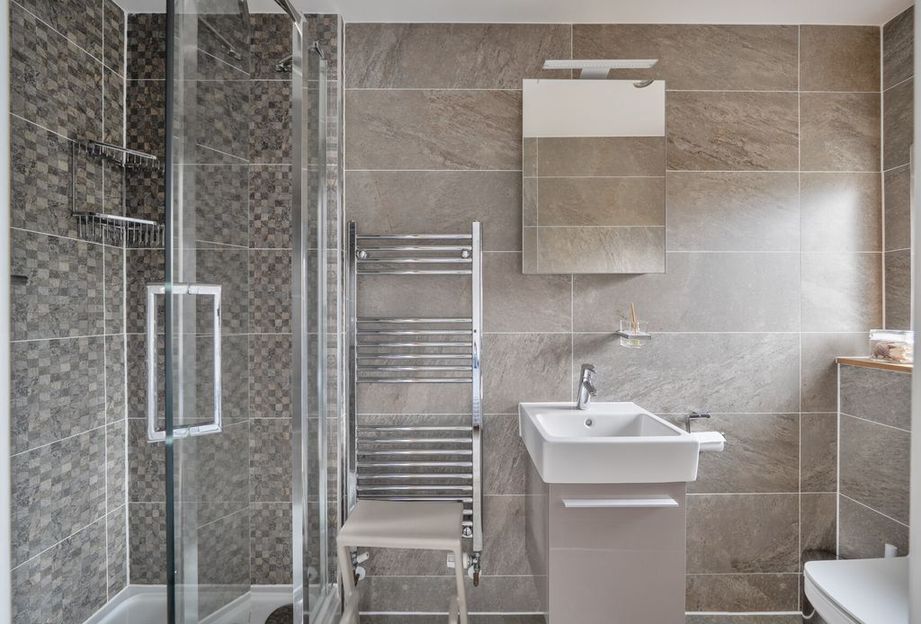 Additional image 11 of 3 bed flat for saleNorth Road, Combe Down, Bath, Somerset BA2