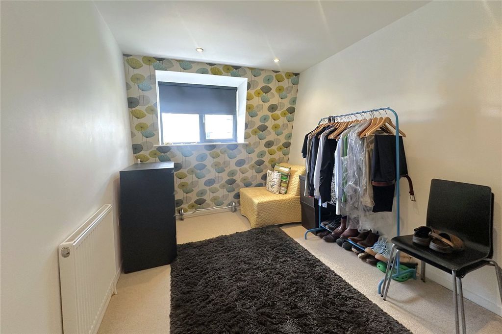 Additional image 7 of 2 bed flat for saleFrimley Road, Camberley, Surrey GU15
