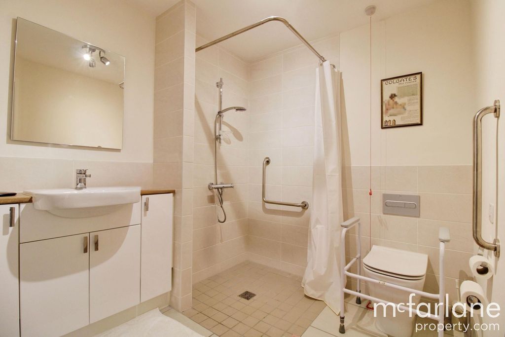 Additional image 7 of 1 bed flat for saleLowry Way, Swindon SN3
