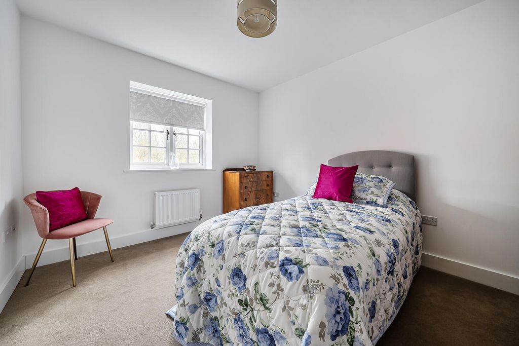 Additional image 7 of 3 bed semi-detached house for saleWordsworth Way, Devizes SN10
