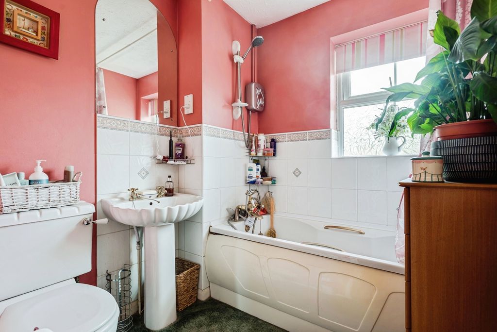 Additional image 7 of 2 bed terraced house for salePasture Close, Swindon, Wiltshire SN2