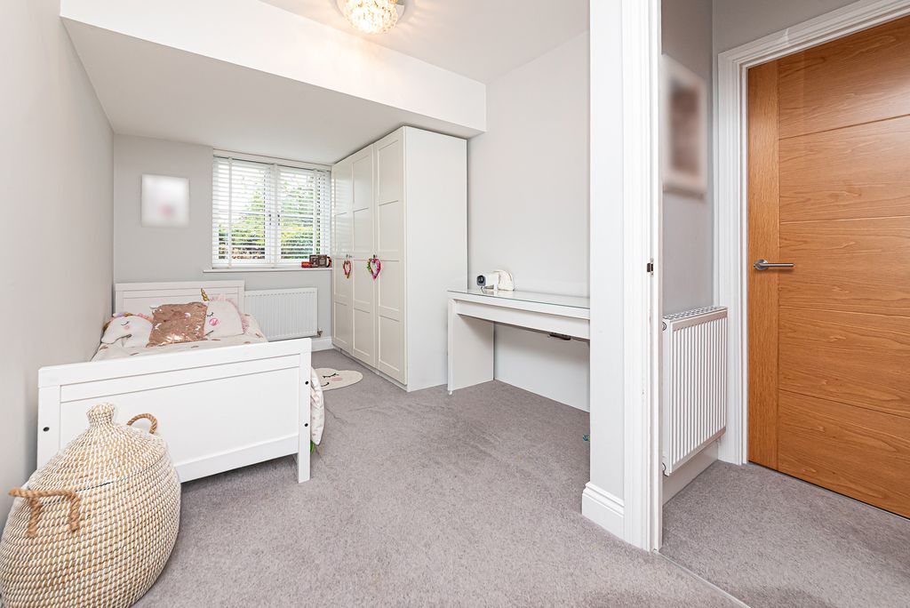 Additional image 9 of 3 bed terraced house for sale3 Ballin Gardens, New Road, Ascot, Berkshire SL5