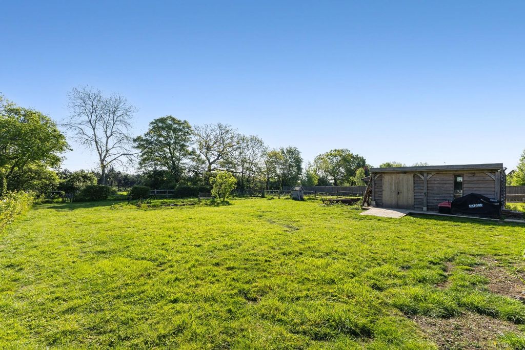 Additional image 23 of 6 bed property for saleCommon Road, Whiteparish, Salisbury SP5