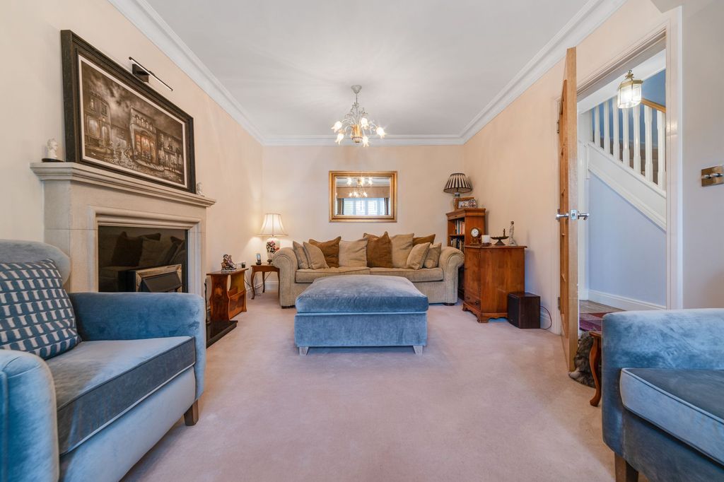 Additional image 2 of 3 bed terraced house for saleHighgrove Avenue, Ascot SL5