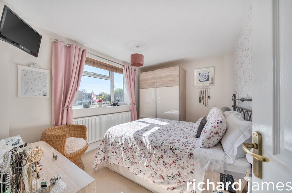 Additional image 8 of 3 bed terraced house for saleBrookdene, Haydon Wick, Swindon SN25